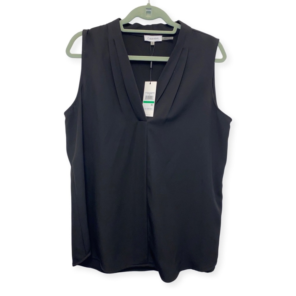 NWT Calvin Klein pleated sleeveless v-neck blouse, solid black, size L